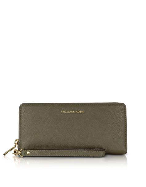 michael kors continental wallet olive|Michael Kors racing green wallet.